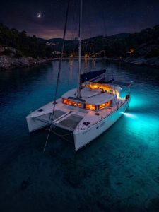 underway, Lagoon 450, catamaran for sale