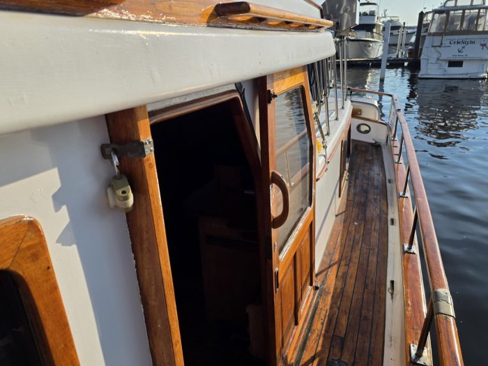 deck, Albin 43, trawler for sale