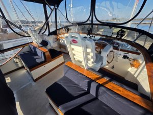flybridge, Albin 43, trawler for sale