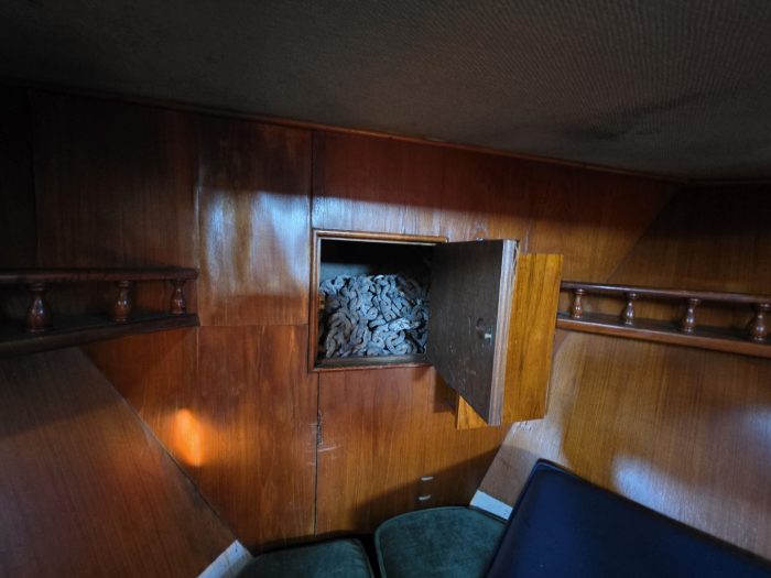 interior, Albin 43, trawler for sale