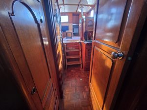 interior, Albin 43, trawler for sale