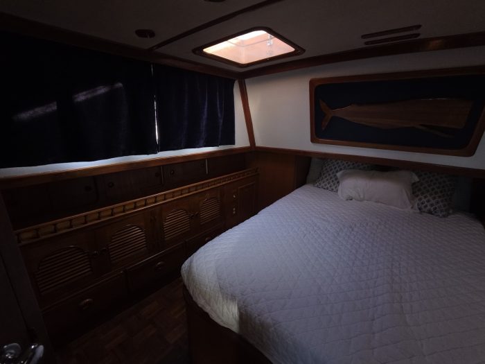 bed, Albin 43, trawler for sale